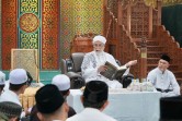 Ulama Internasional Al-Azhar Isi Daurah Riyadhus Shalihin dan Khutbah Jumat di Masjid Raya An-Nur Riau