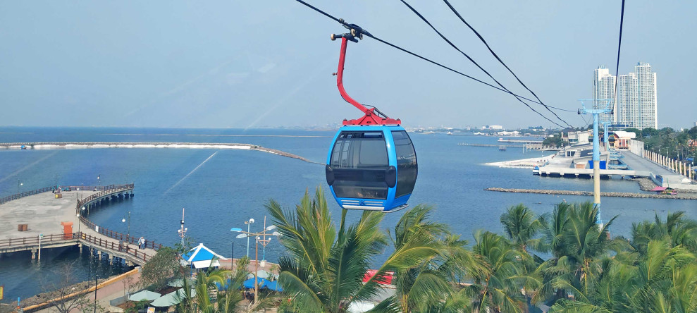 Gondola Sky Dining Ancol: Rasakan Makan Romantis di Atas Ketinggian dengan 'View Pantai' yang Menawan