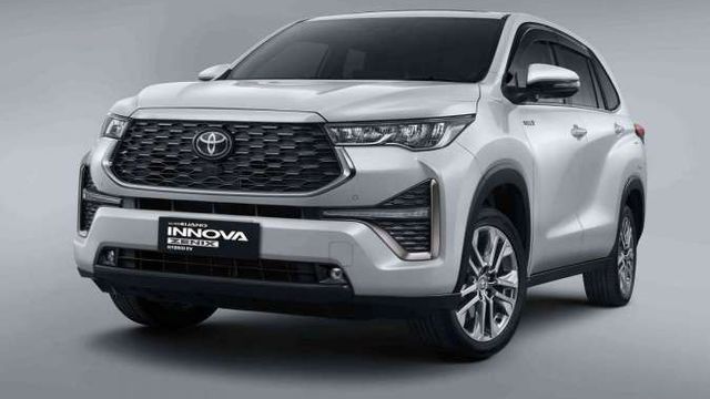 Pengen Nambah Isi Garasi dengan Kijang Innova? Segini Harganya Sekarang!