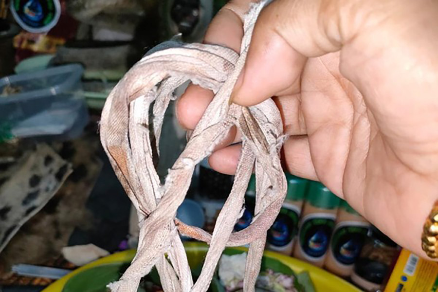 Benarkah Tali Pocong Orang yang Meninggal di Hari Selasa Kliwon Bisa Dibuat Pesugihan?