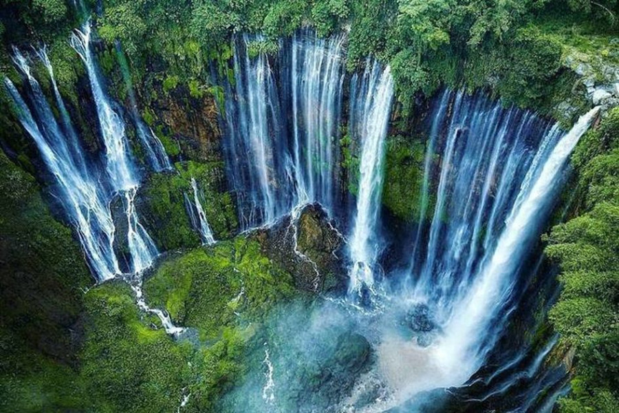 Air Terjun Tumpak Sewu Memang Cocok Dapat Julukan 'The Real Niagara of Indonesia'
