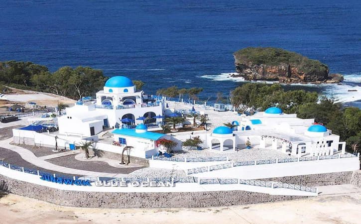 Jungwok Blue Ocean, Tempat Wisata Paling Wajib Dikunjungi di Yogyakarta: Serasa di Dunia Mimpi