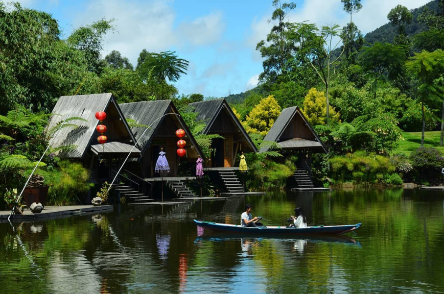 Wisata ke Dusun Bambu Lembang: Serasa Hidup di Zaman Bandoeng Tempoe Doloe