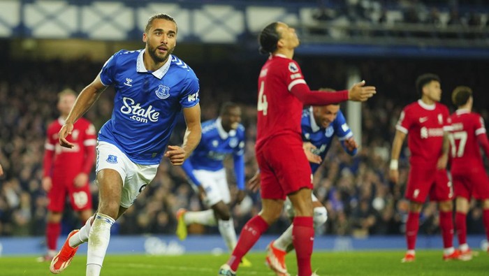 Digasak Everton 0-2, Harapan Juara Liverpool Menipis