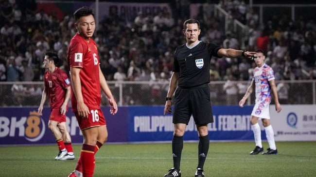 Jadi Wasit Indonesia vs Filipina, Rustam Lutfullin Terkenal Mudah Keluarkan Kartu Kuning dan Merah!