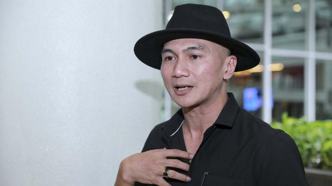 Usai Menikah 11 Tahun, Musisi Senior Anji Digugat Cerai Istri