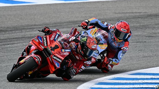 Dinilai Ganggu Marquez, Bagnaia Dihukum Turun 3 Posisi Start di MotoGP Italia