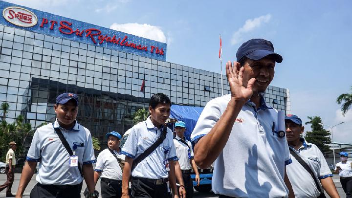 Industri di Indonesia Sedang Dihantam Badai PHK, Berikut Pembelaan dari Istana