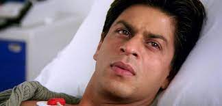 Shah Rukh Khan Muncul dengan Rambut Tergerai Ala Johnny Depp Usai Sakit karena Heat Stroke