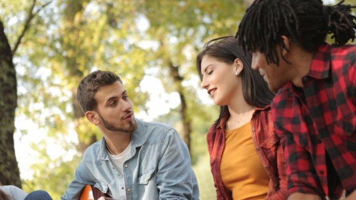 Rupanya Pria dengan Zodiak Seperti Ini yang Paling Disukai oleh Semua Perempuan