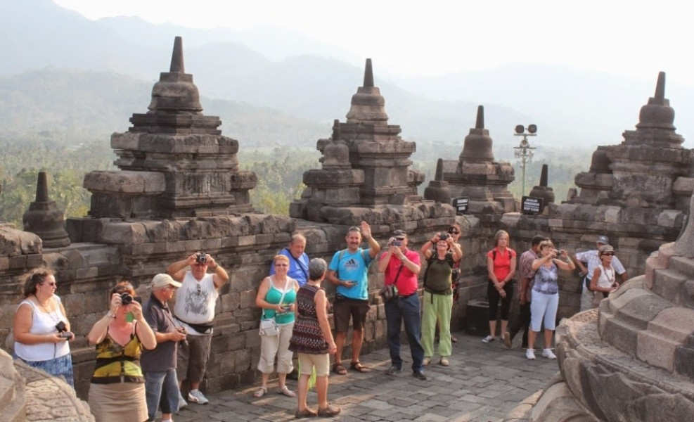 Geliat Wisata Meningkat Pesat, Kunjungan Wisman Capai 1,07 Juta per Bulan April 2024