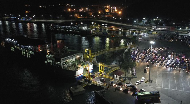 Tiket Kapal Merak - Bakauheni Ludes untuk 6-8 April, Gimana Nasib Para Pemudik?