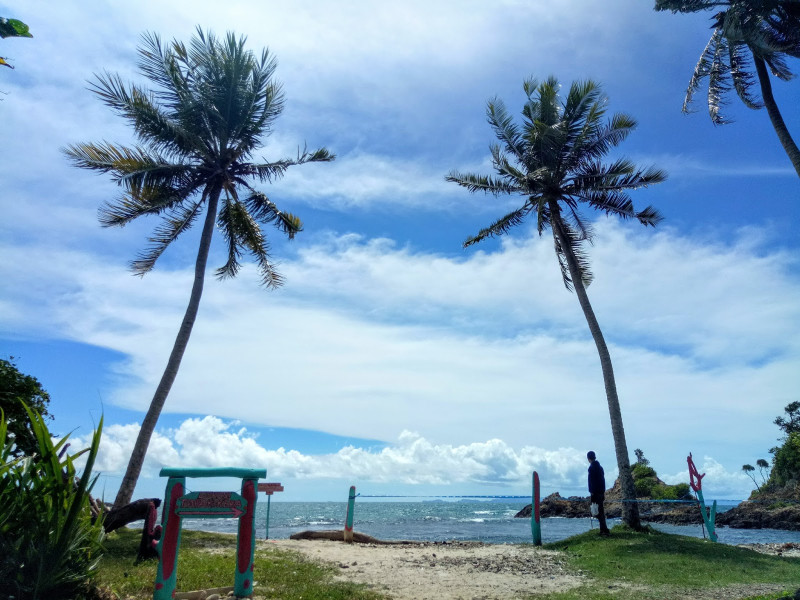 Pantai Tapak Kera Menyimpan Keindahan Surga, Cuma Dua Jam dari Kota Bandar Lampung