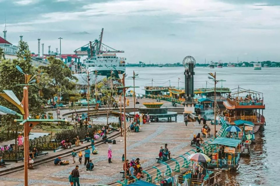 Tiga Destinasi Wisata Populer di Pontianak Ini Wajib untuk Disinggahi, Ada Taman Alun-alun Kapuas!