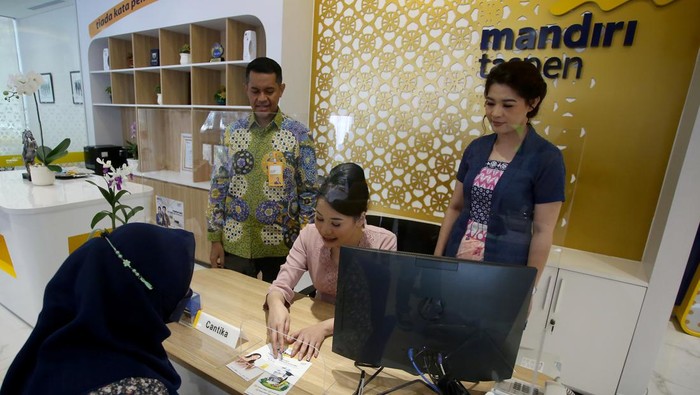 Pengen Tahu Gaji Rata-rata Pegawai Bank di Indonesia? Berikut Daftarnya!
