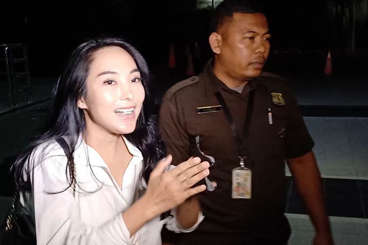 Siapa Sih Nayunda Nabila, Pedangdut Titipan SYL di Kementan? Ini Profil Lengkapnya!