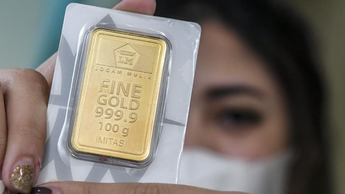Harga Emas Antam Melejit Tinggi, Tembus Rekor Tertinggi
