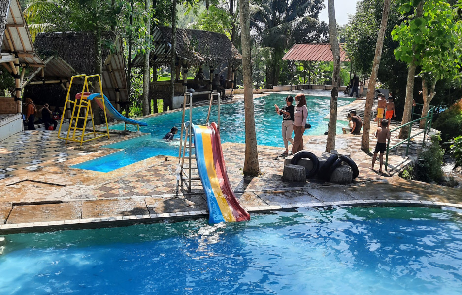 Bingung Weekend Mau Kemana? Ajak Keluarga Ngadem ke Wisata Air Telaga Ciburial Puncak Bogor, Cuma 2 Jam dari Jakarta