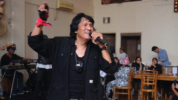 Ketika Ikang Fawzi Bicara Soal Jalur Fulus dan Tak Percaya Konsep Nabung!
